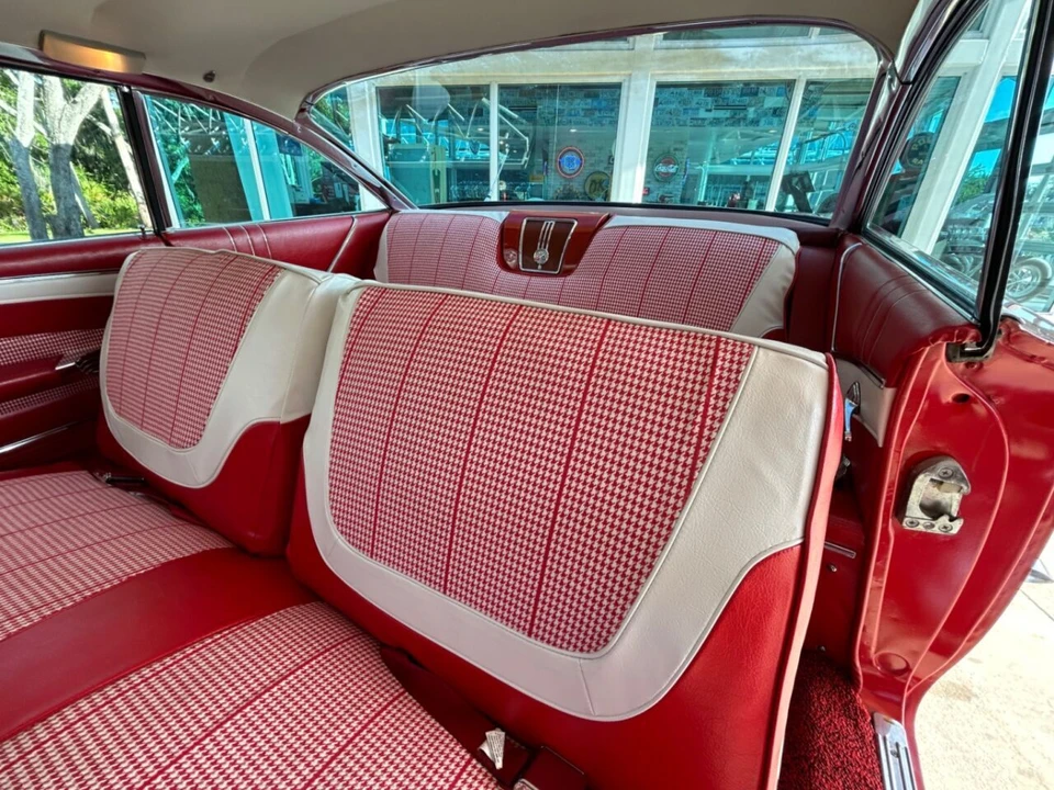 1960 Chevrolet Impala 1st Gen - Image 17 of 21