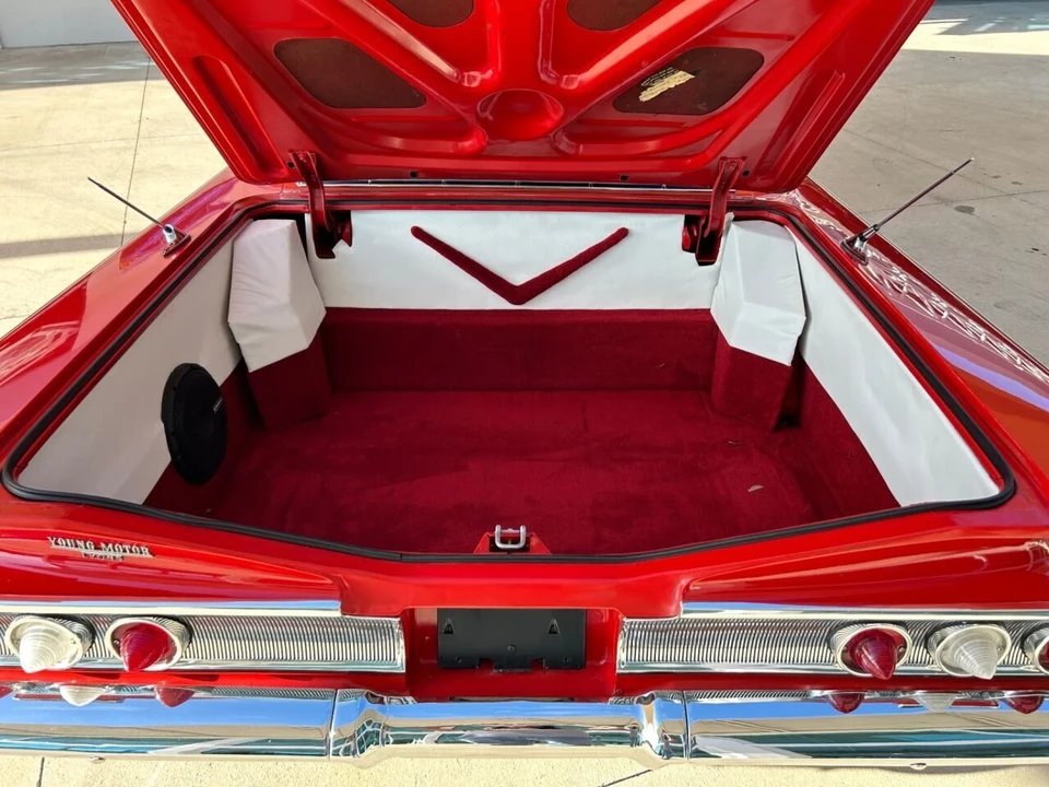 1960 Chevrolet Impala 1st Gen - Image 8 of 21