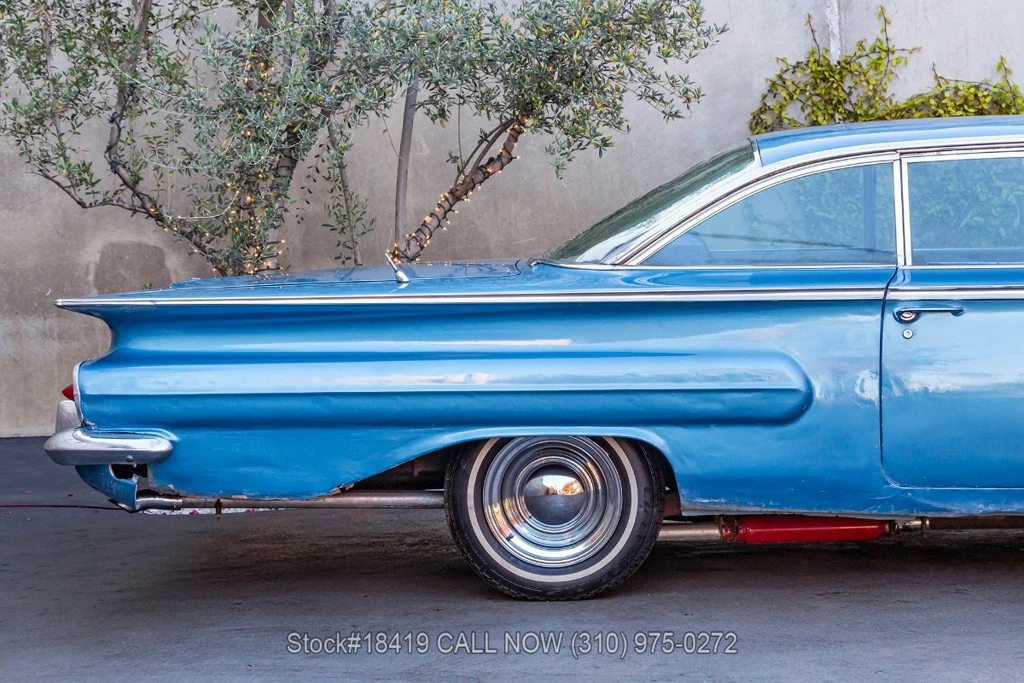 1960 Chevrolet Impala 2nd Gen - Image 11 of 12