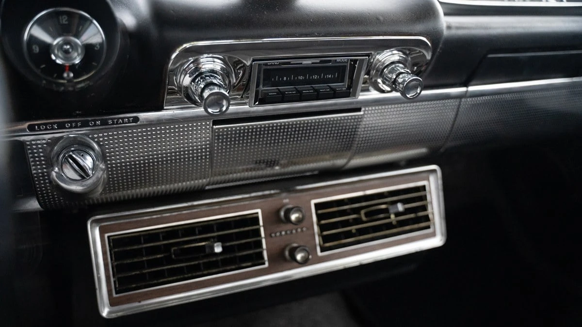1960 Chevrolet Impala 2nd Gen - Image 11 of 27