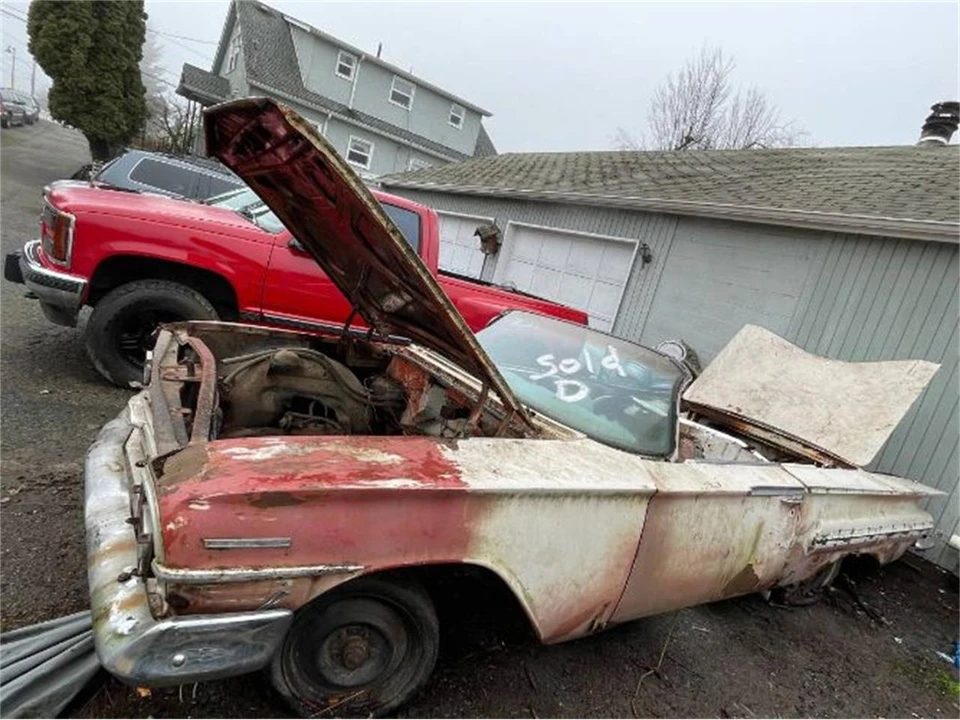 1960 Chevrolet Impala 2nd Gen - Image 2 of 19