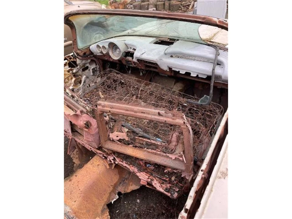 1960 Chevrolet Impala 2nd Gen - Image 10 of 19