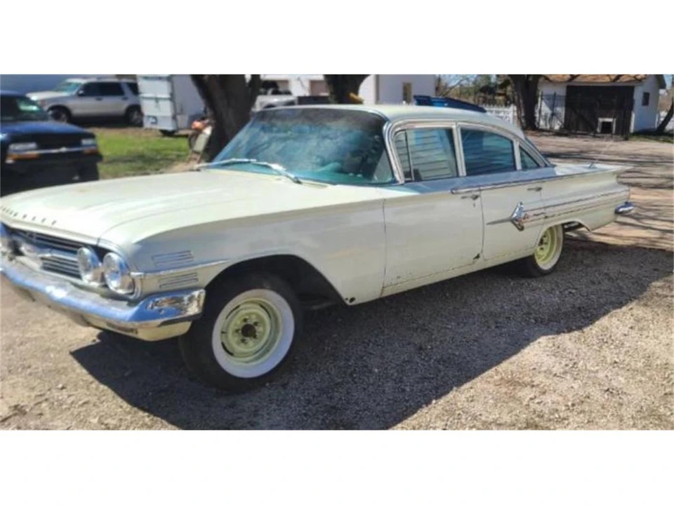 1960 Chevrolet Impala 2nd Gen - Image 2 of 16