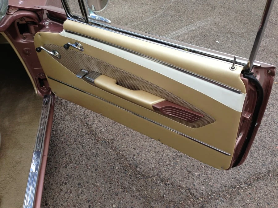 1960 Chevrolet Impala 2nd Gen - Image 6 of 7