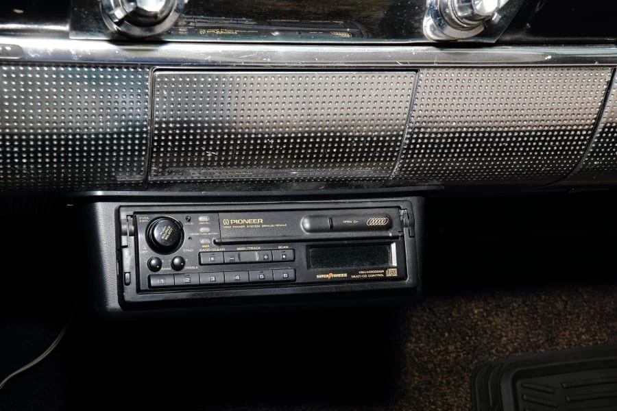 1960 Chevrolet Impala 2nd Gen - Image 16 of 27
