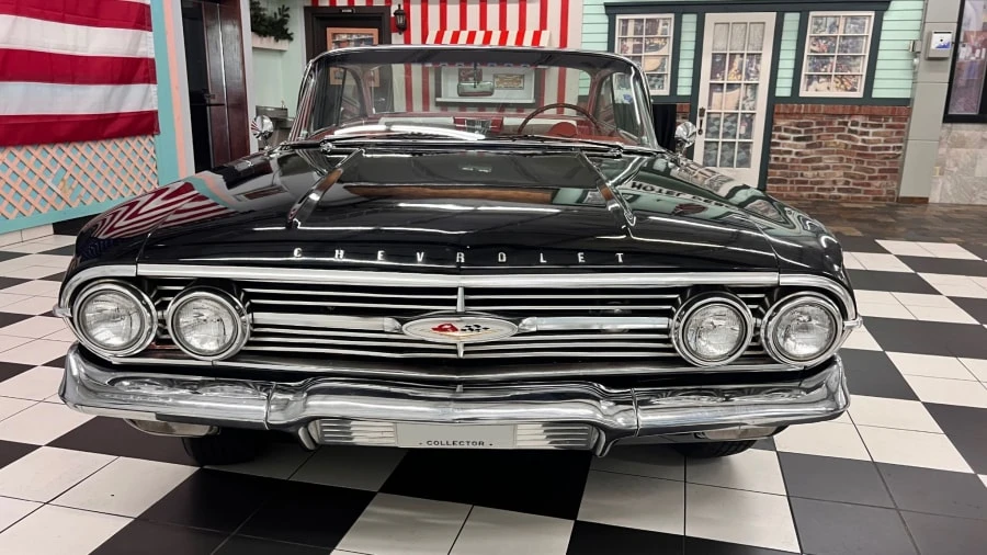 1960 Chevrolet Impala 2nd Gen - Image 4 of 8