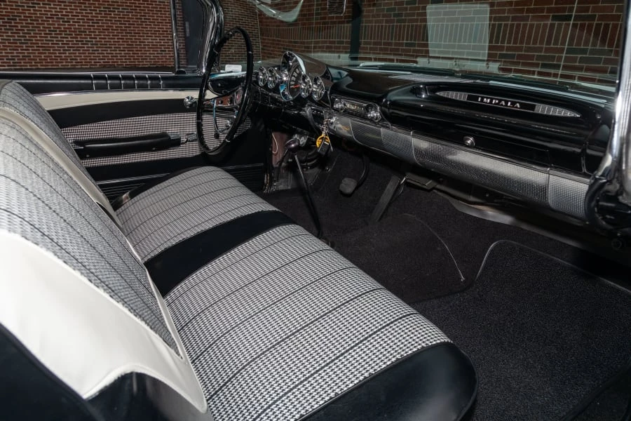 1960 Chevrolet Impala 2nd Gen - Image 13 of 25