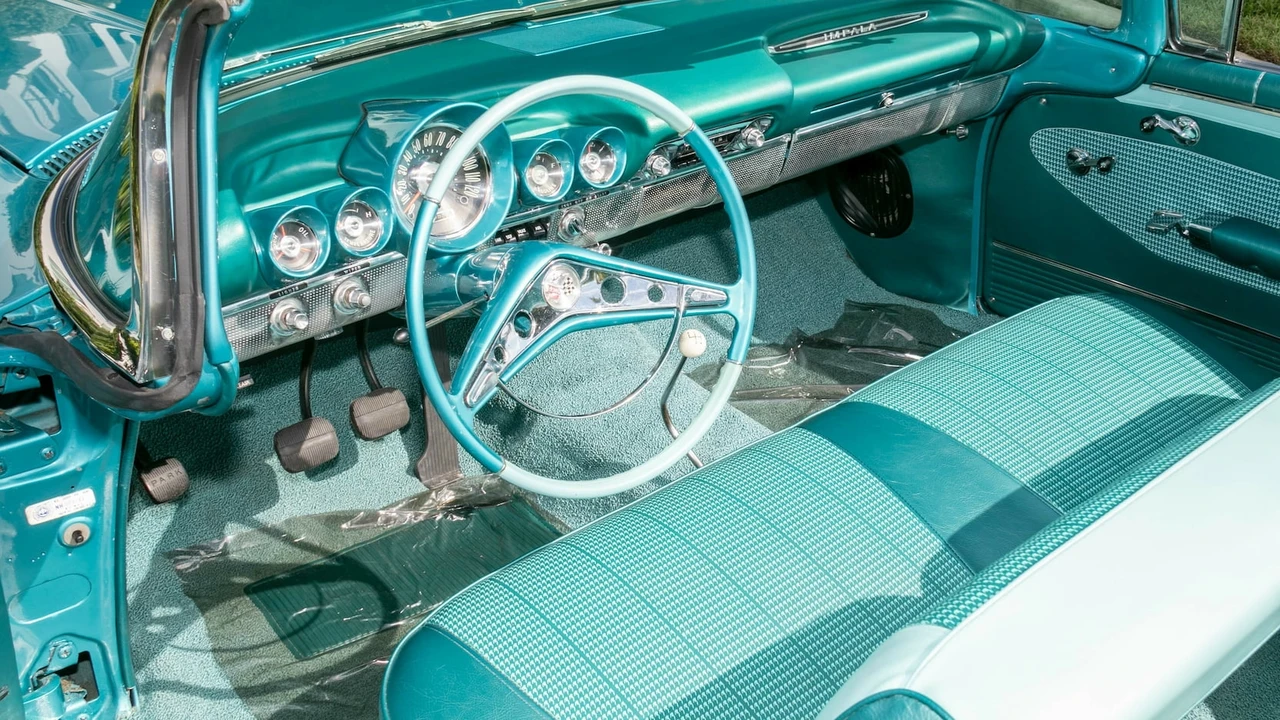 1960 Chevrolet Impala 2nd Gen - Image 4 of 21