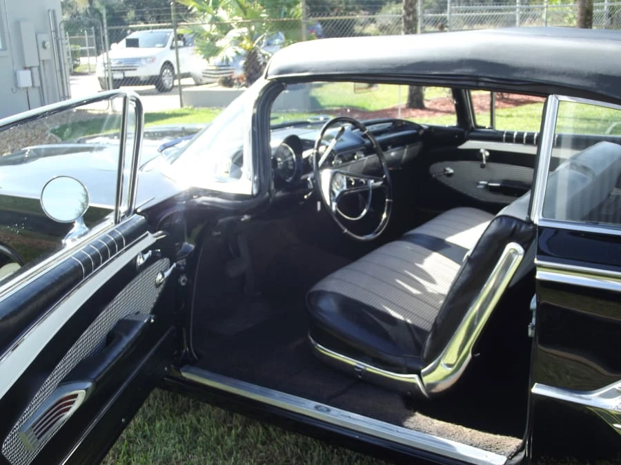 1960 Chevrolet Impala 2nd Gen - Image 4 of 7