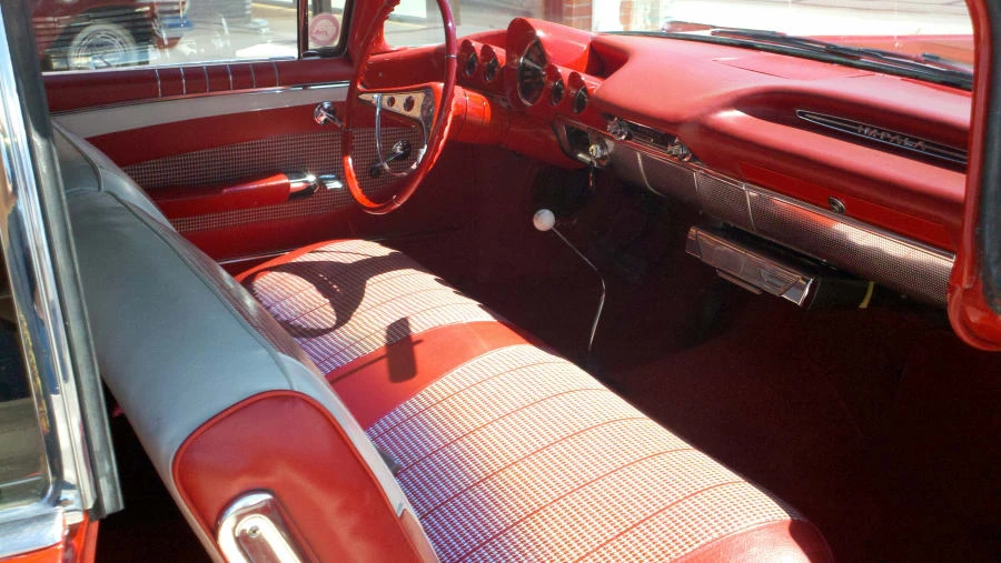 1960 Chevrolet Impala 2nd Gen - Image 4 of 5