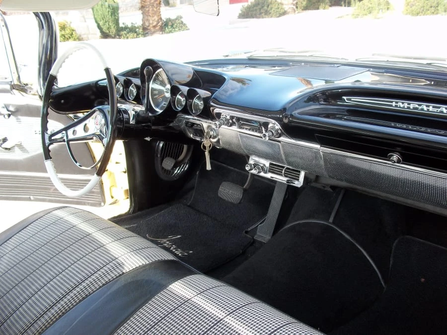 1960 Chevrolet Impala 2nd Gen - Image 5 of 9