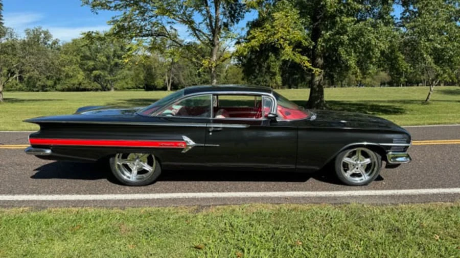 1960 Chevrolet Impala 2nd Gen - Image 2 of 15