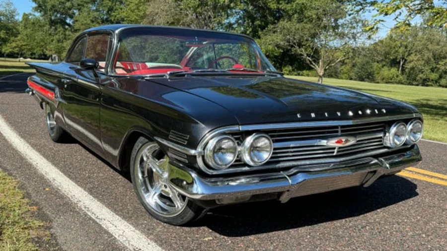 1960 Chevrolet Impala 2nd Gen - Image 4 of 15