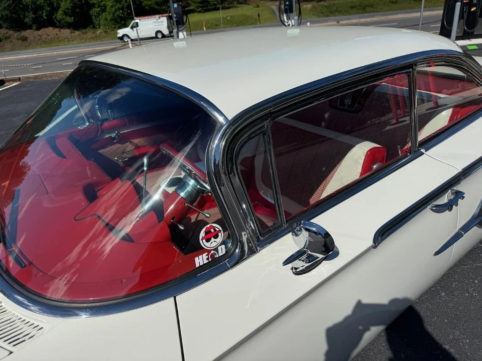 1960 Chevrolet Impala 1st Gen - Image 19 of 21