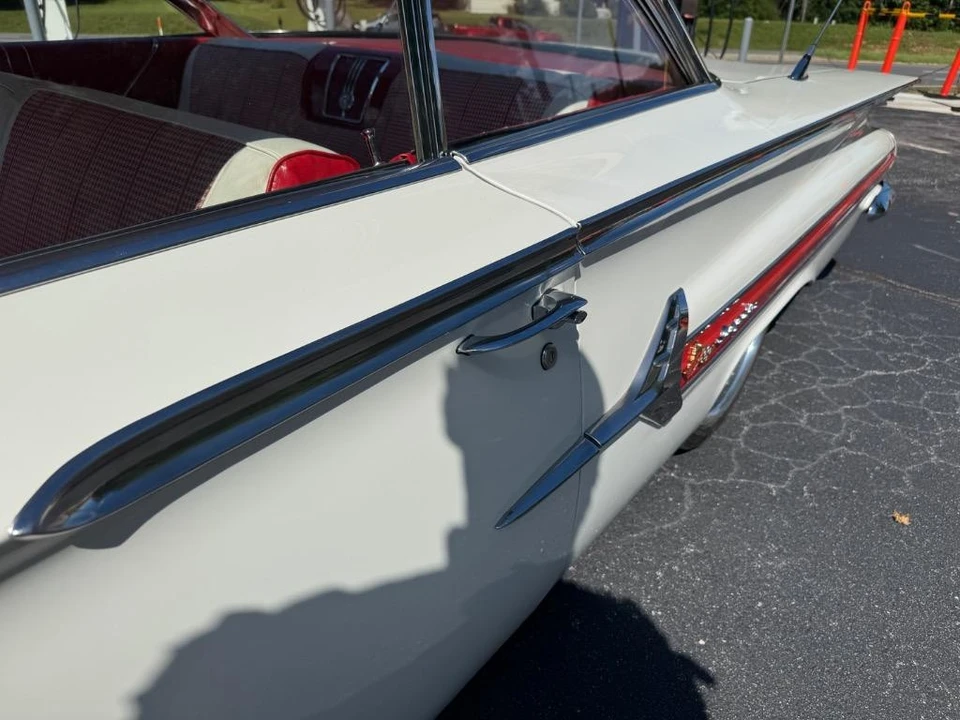 1960 Chevrolet Impala 1st Gen - Image 18 of 21