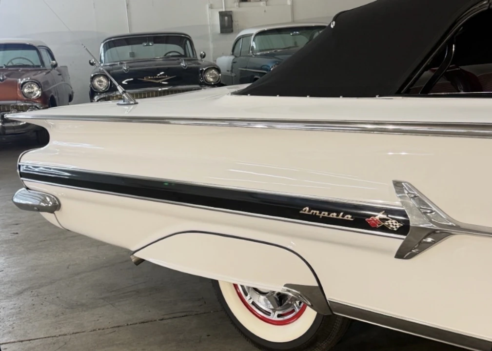 1960 Chevrolet Impala 2nd Gen - Image 10 of 21