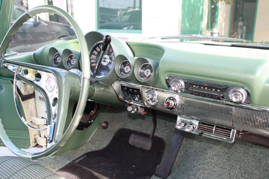 1960 Chevrolet Nomad - Image 5 of 10