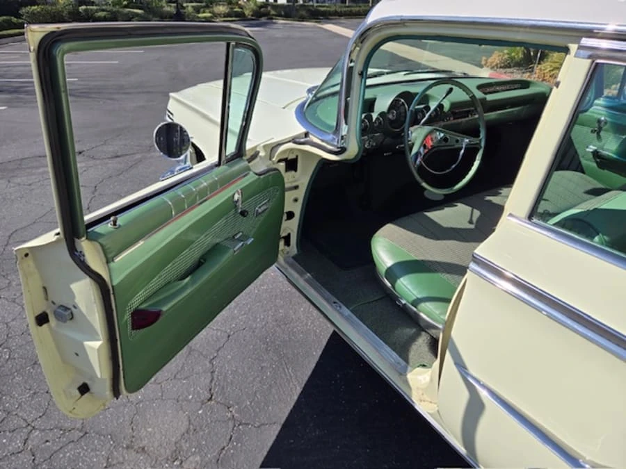 1960 Chevrolet Nomad - Image 9 of 30