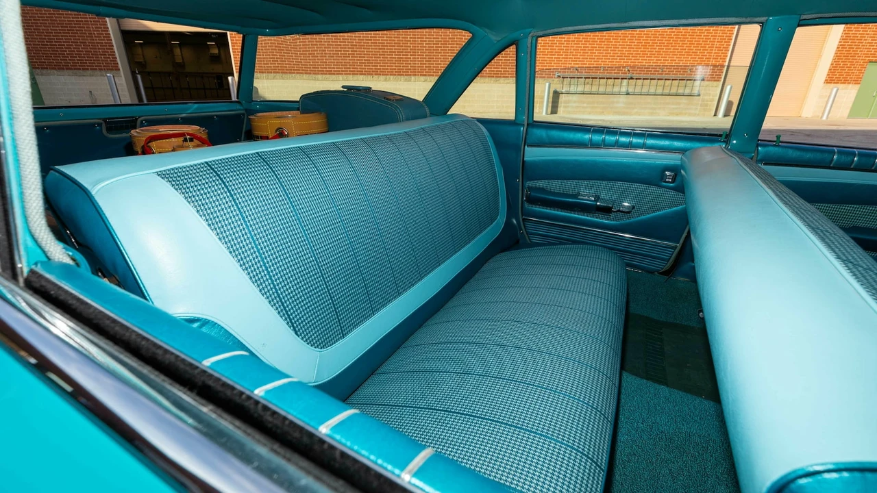 1960 Chevrolet Nomad - Image 16 of 28