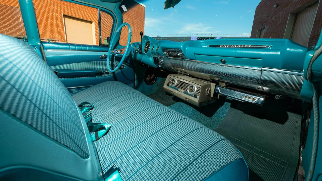 1960 Chevrolet Nomad - Image 5 of 28
