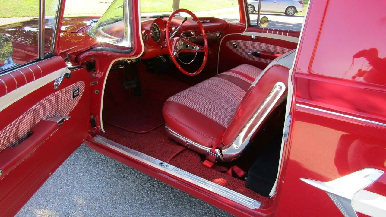 1960 Chevrolet Biscayne - Image 10 of 23