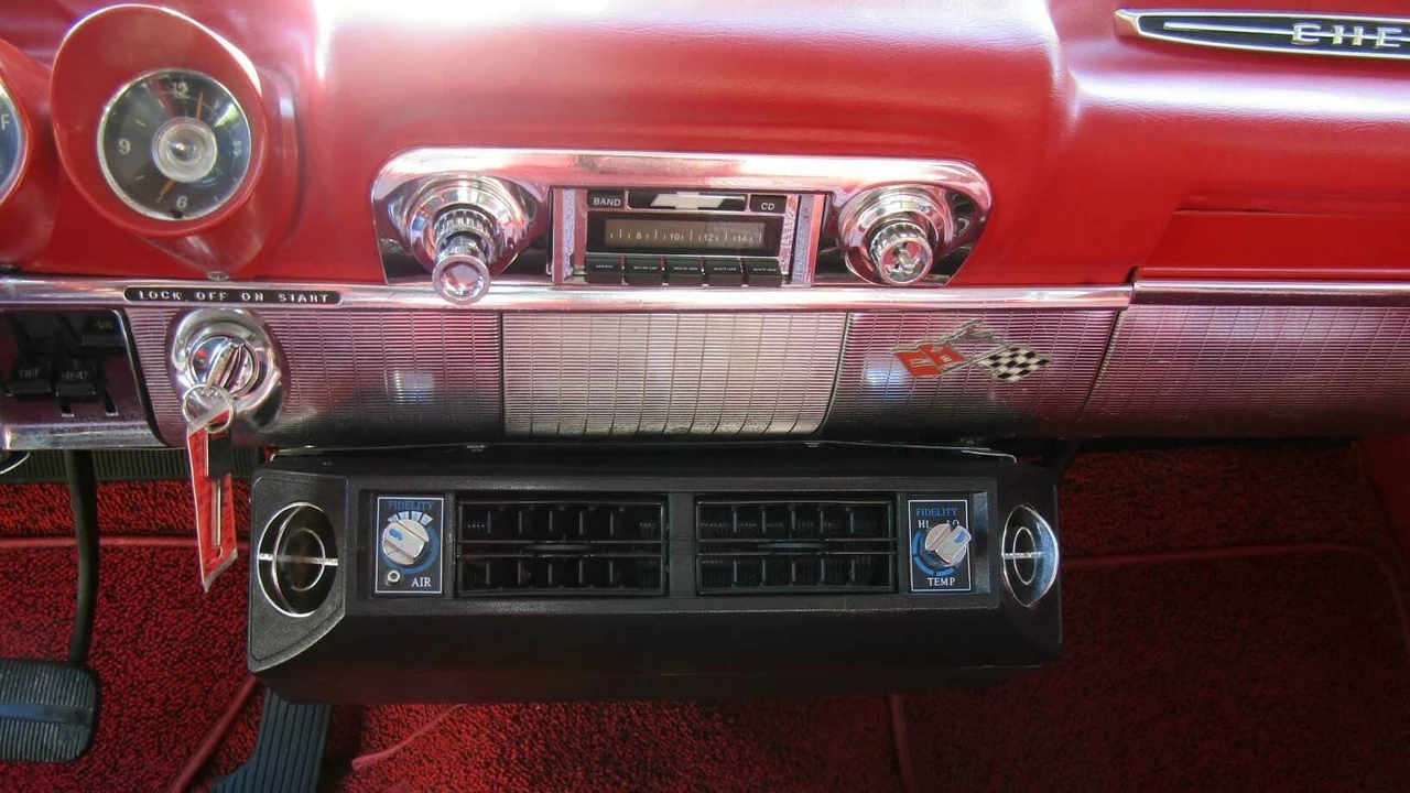 1960 Chevrolet Biscayne - Image 14 of 23