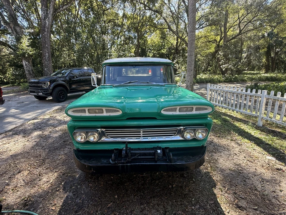 1960 Chevrolet Suburban 3rd Gen - Image 4 of 31