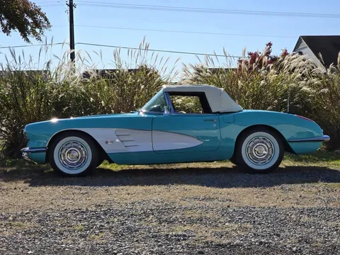 1960 Chevrolet Corvette C1 - Image 3 of 10