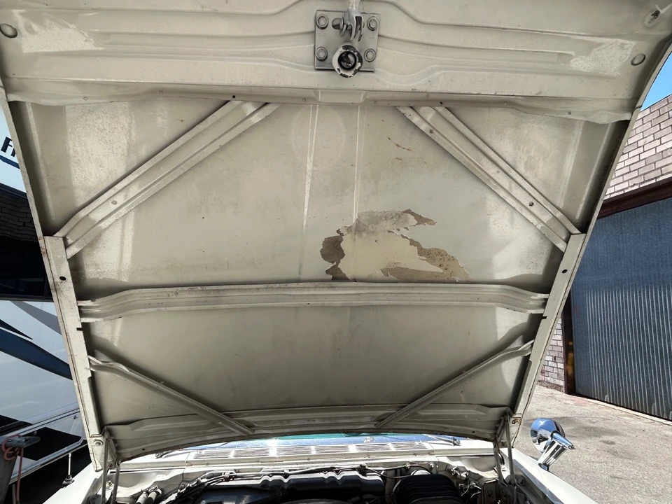 1960 Chrysler New Yorker - Image 18 of 23