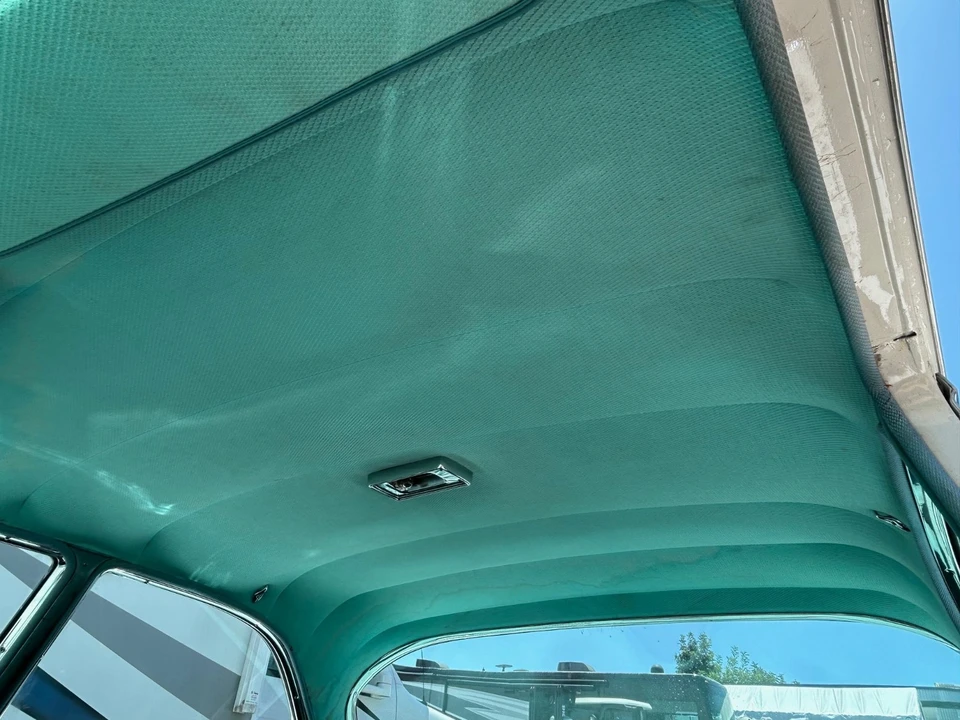 1960 Chrysler New Yorker - Image 14 of 23