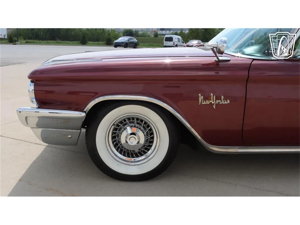 1960 Chrysler New Yorker - Image 13 of 31