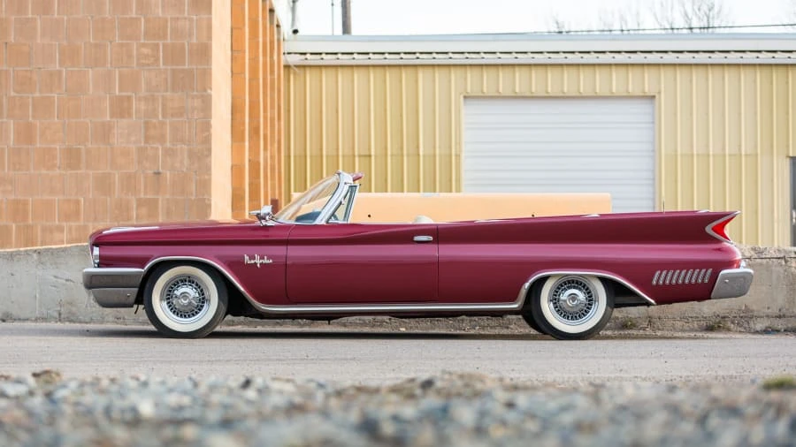 1960 Chrysler New Yorker - Image 8 of 12