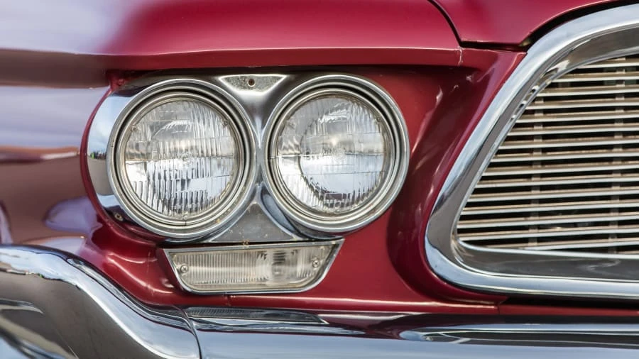 1960 Chrysler New Yorker - Image 11 of 12