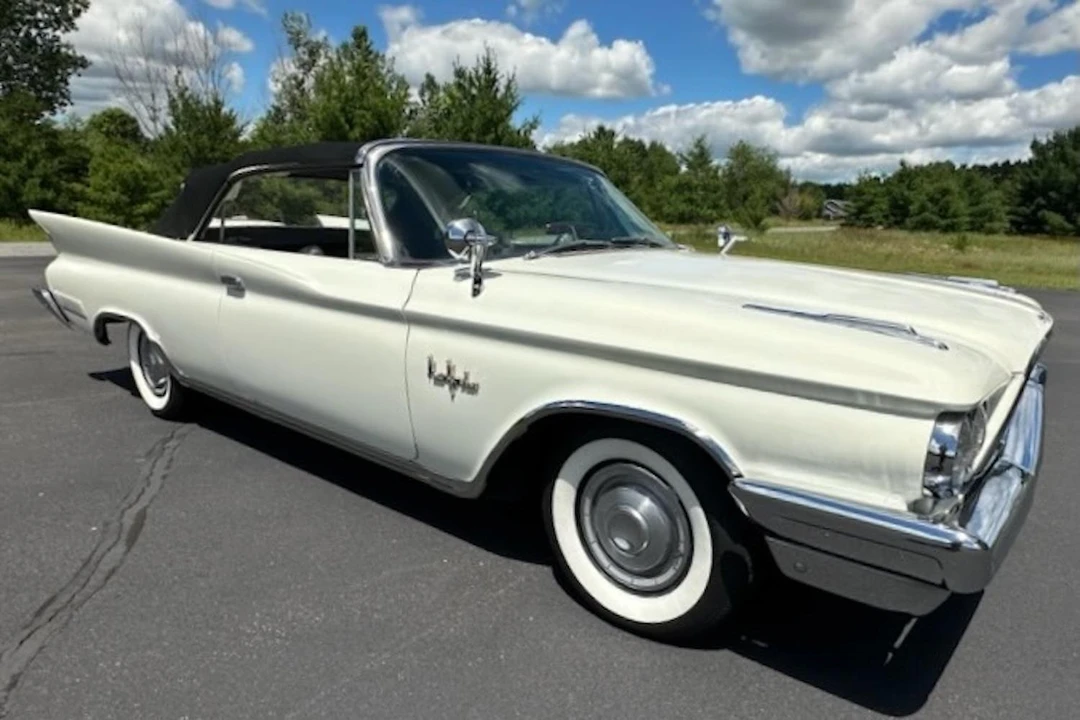 1960 Chrysler New Yorker - Image 1 of 31