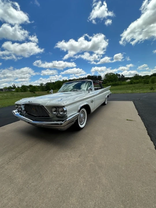 1960 Chrysler New Yorker - Image 6 of 31
