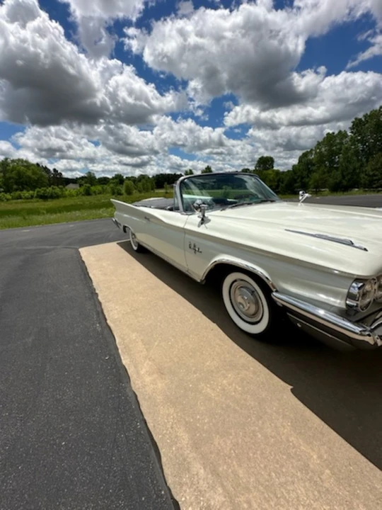1960 Chrysler New Yorker - Image 20 of 31
