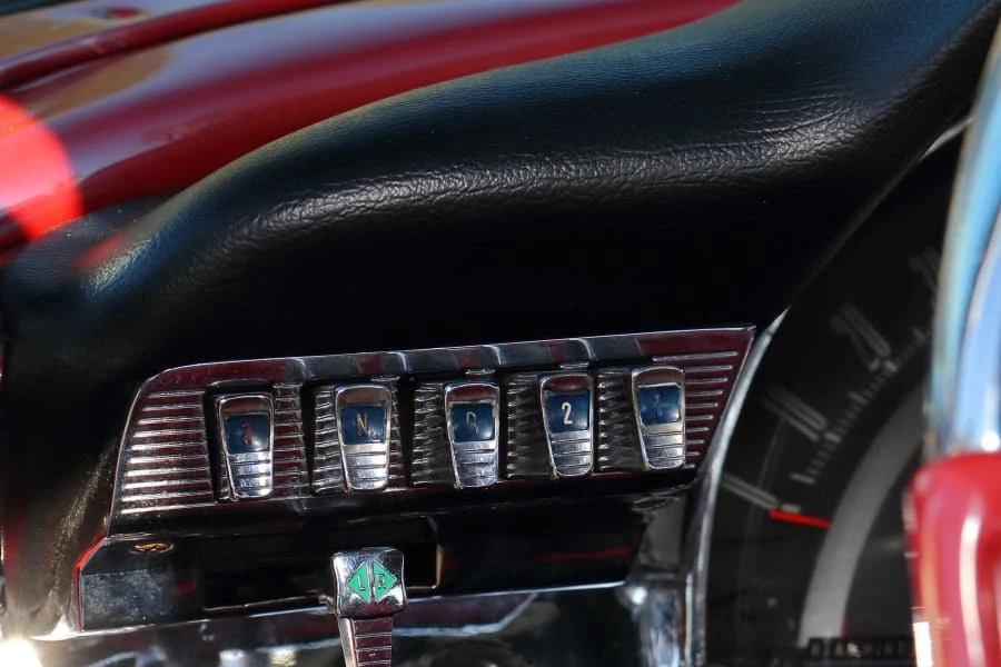 1960 Chrysler New Yorker - Image 31 of 31