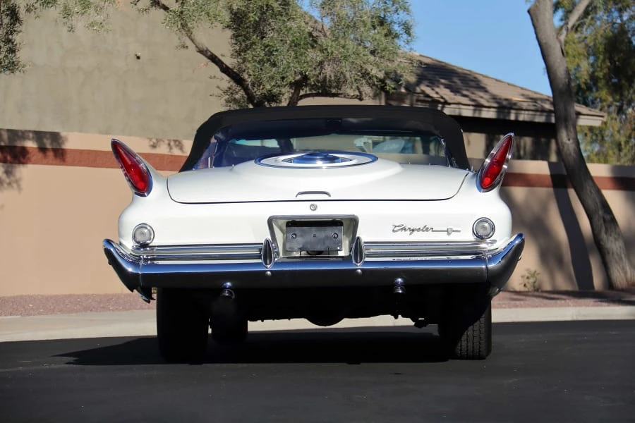 1960 Chrysler New Yorker - Image 5 of 31