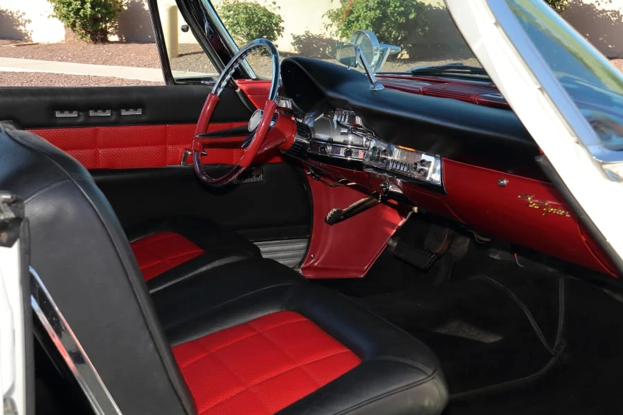 1960 Chrysler New Yorker - Image 19 of 31