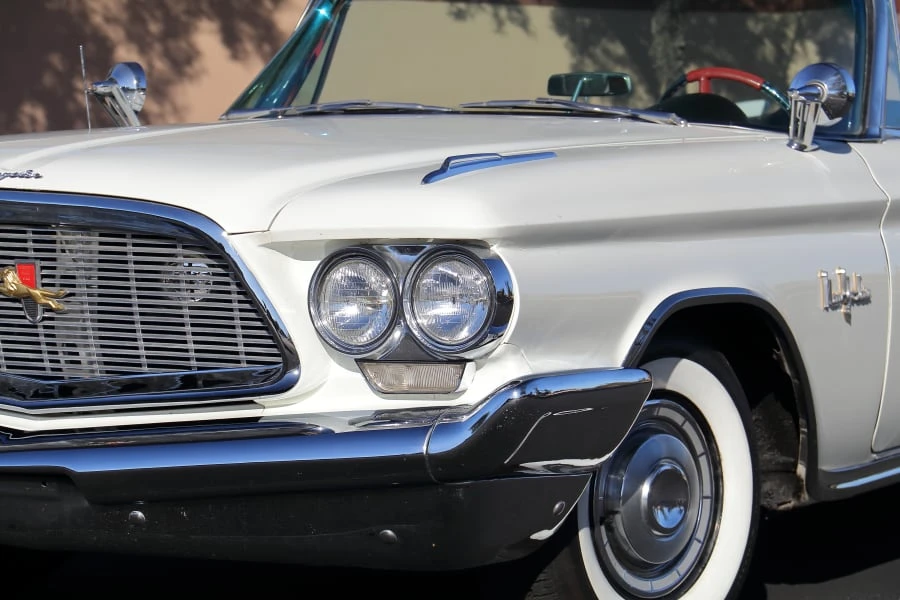 1960 Chrysler New Yorker - Image 18 of 31