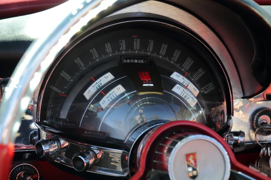 1960 Chrysler New Yorker - Image 28 of 31