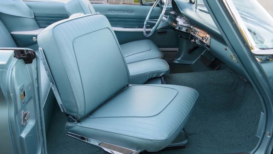 1960 Chrysler New Yorker - Image 5 of 12