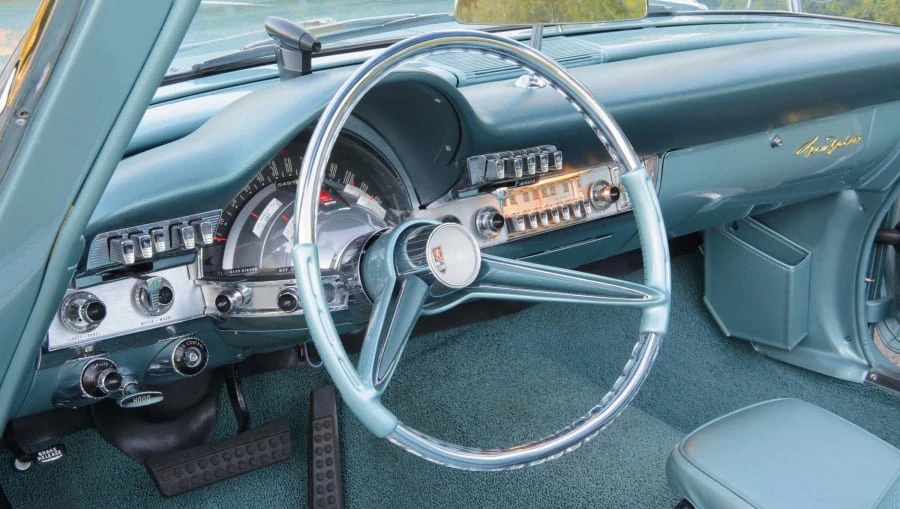 1960 Chrysler New Yorker - Image 6 of 12