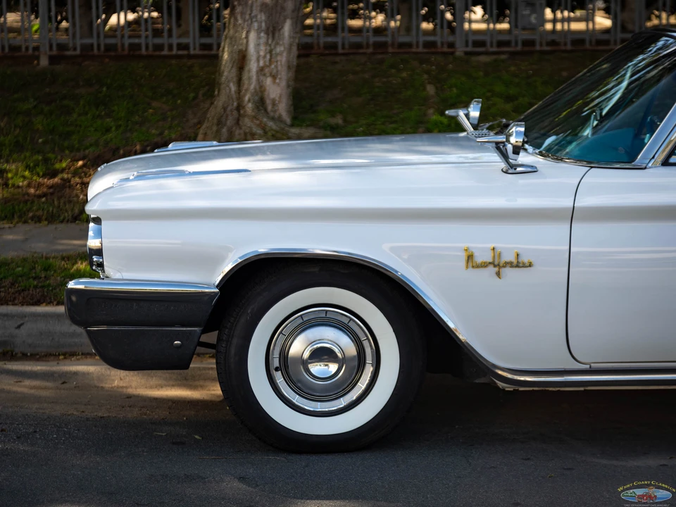 1960 Chrysler New Yorker - Image 28 of 31