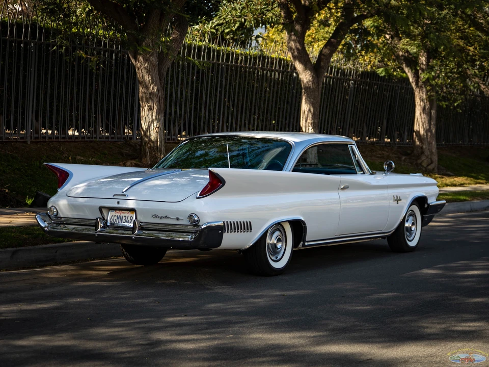 1960 Chrysler New Yorker - Image 6 of 31