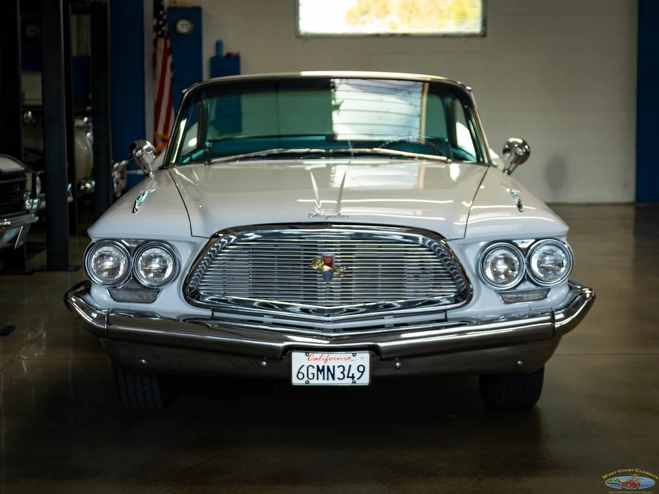 1960 Chrysler New Yorker - Image 11 of 31
