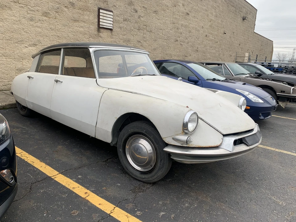 1960 Citroen DS19 - Image 2 of 31