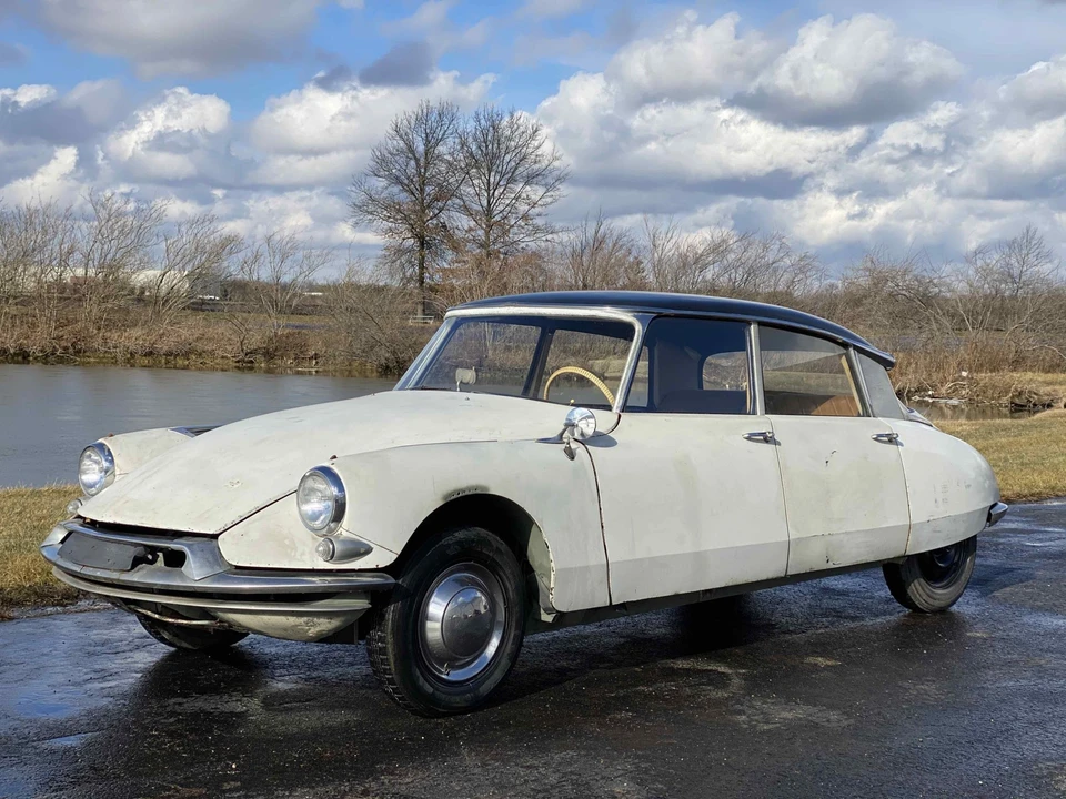 1960 Citroen DS19 - Image 9 of 31