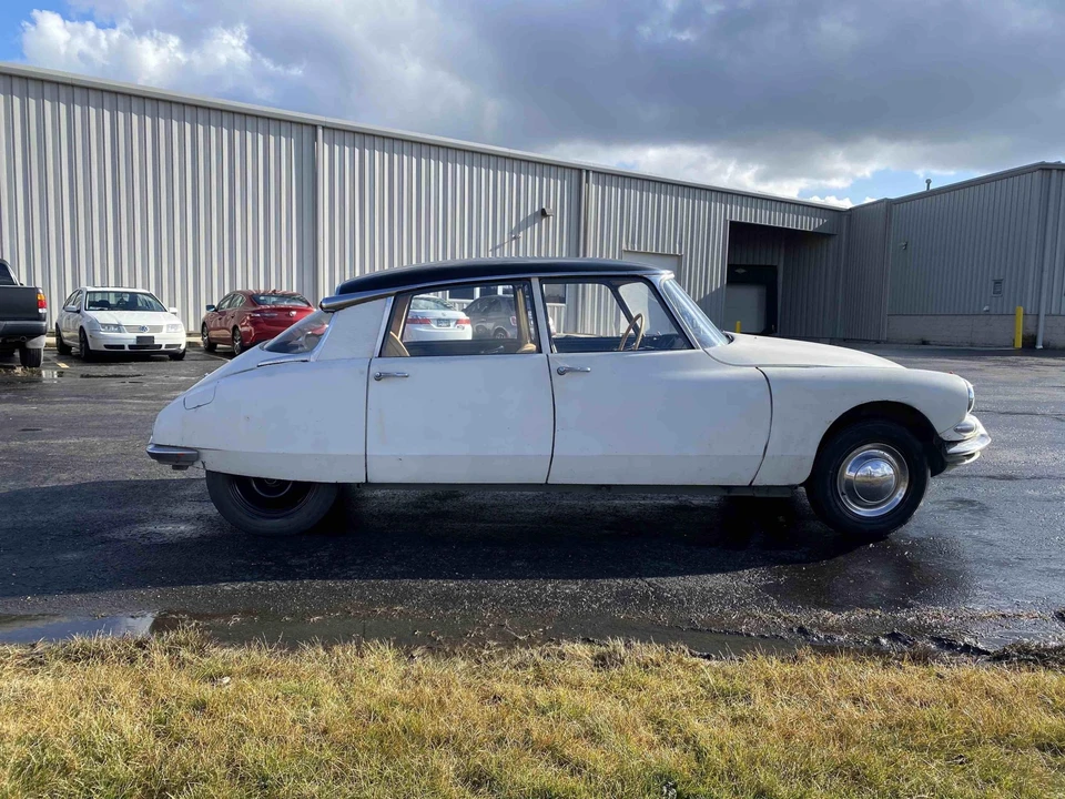 1960 Citroen DS19 - Image 19 of 31