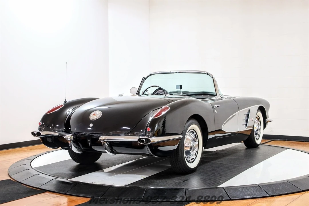 1960 Chevrolet Corvette C1 - Image 9 of 16
